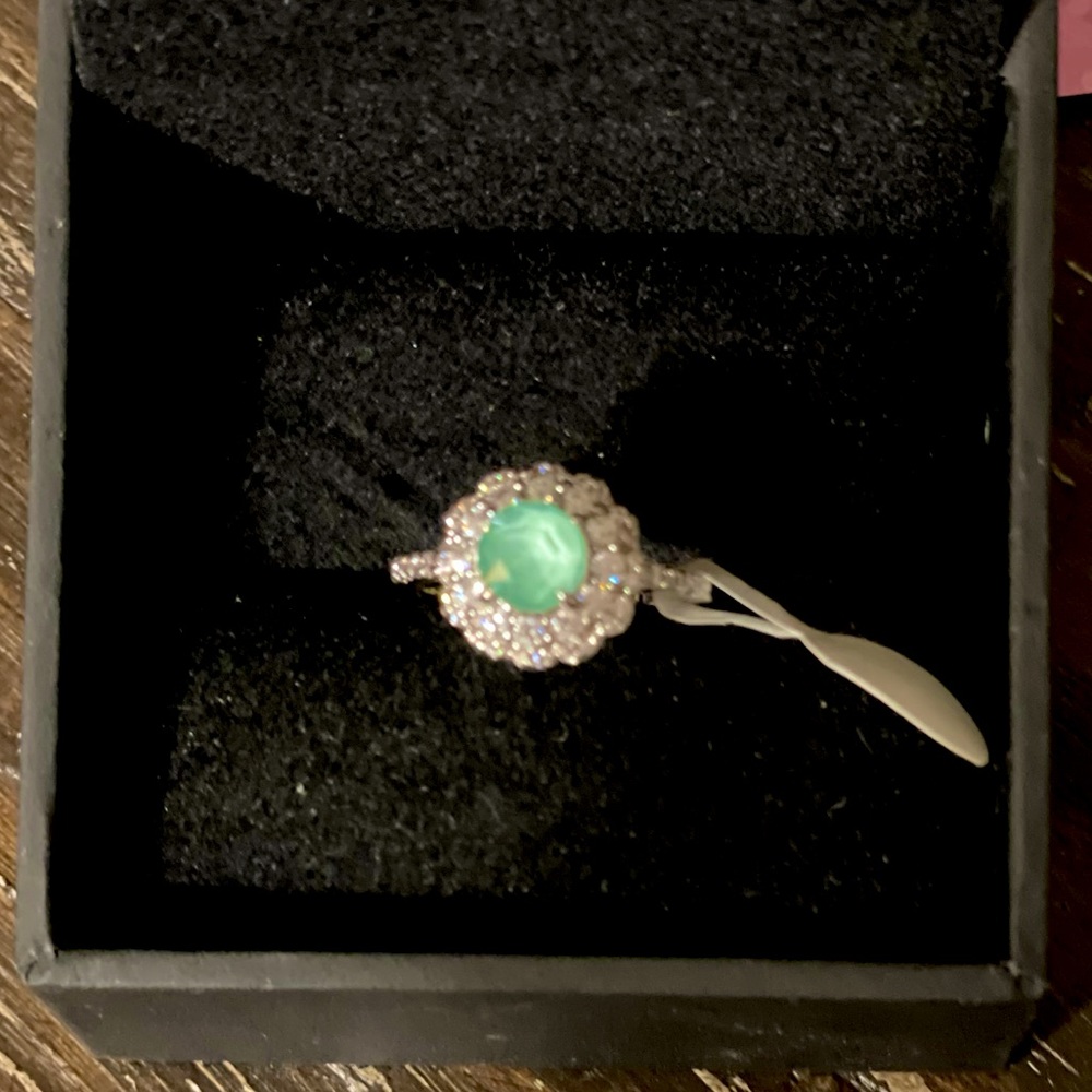 New Fragrant Jewels Ring